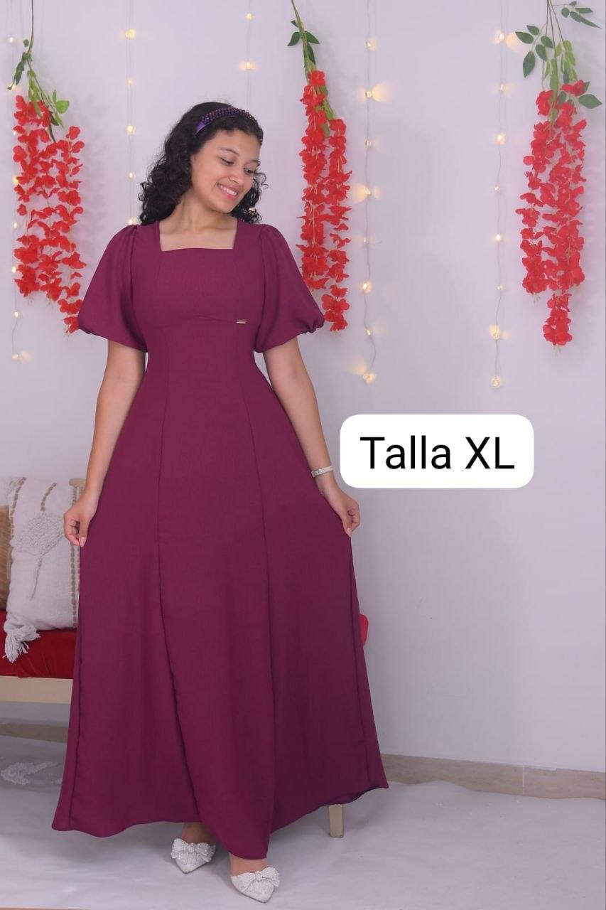 Vestido largo morado escote cuadrado manga abullonada